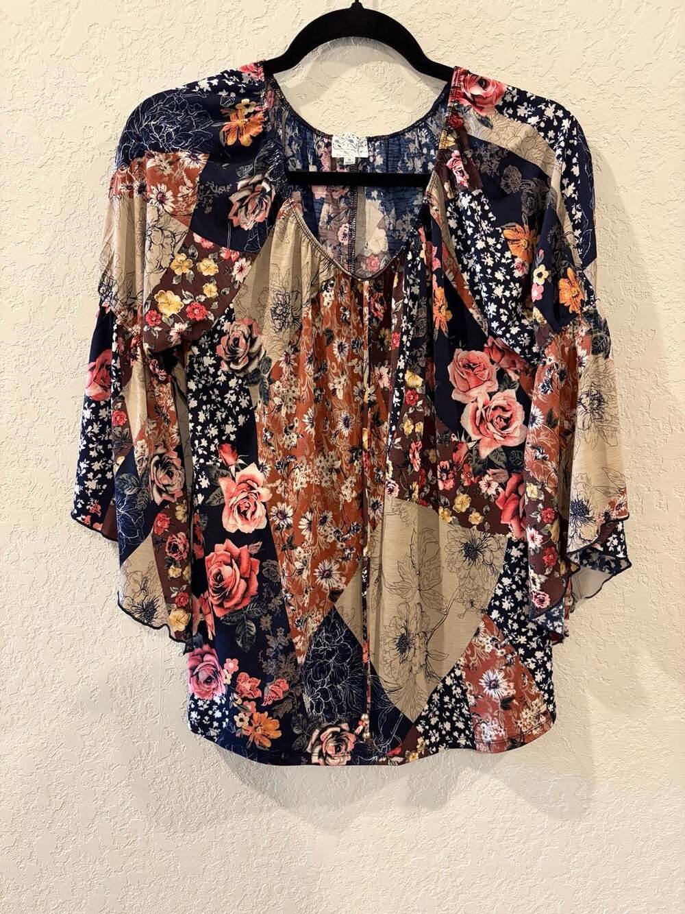 Naif Women's Floral Patchwork Bell Sleeve Peasant Top